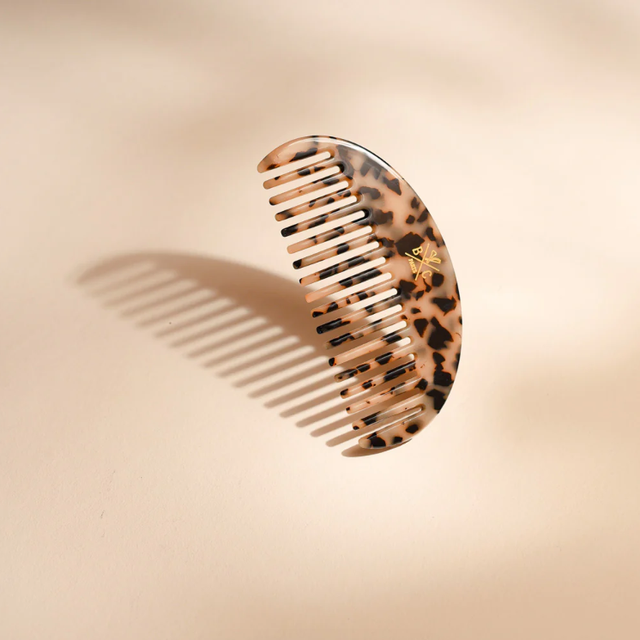 Peigne à cheveux écaille
