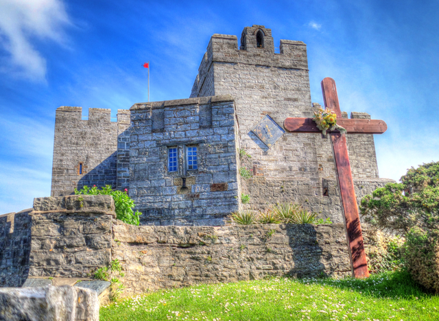 A Cross that binds them