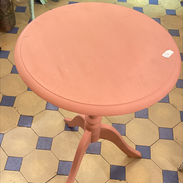 Tisch Beistelltisch rund in rosa 