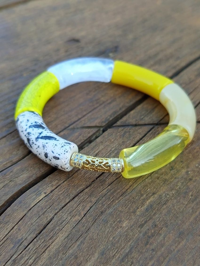 Bracelet perles tubes acrylique Chandra Peela