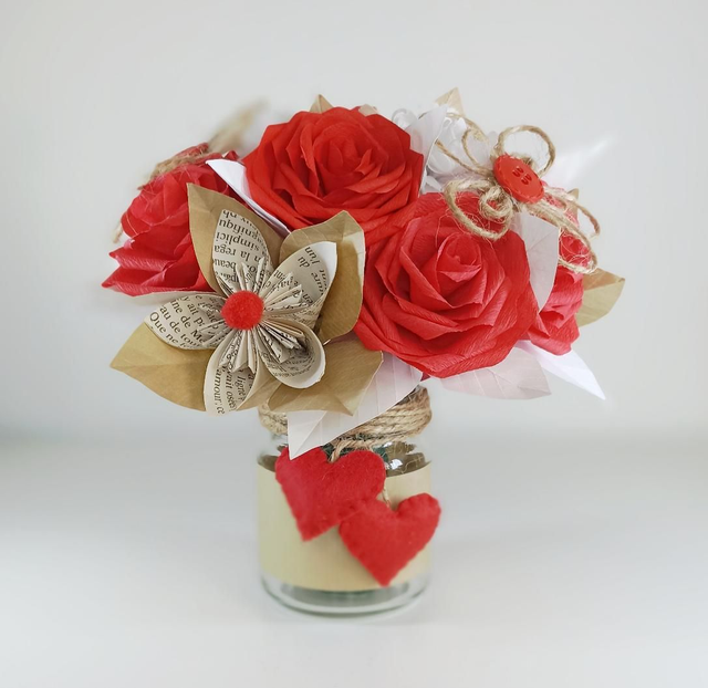 Composition &quot;Carmen&quot; &amp; coeurs