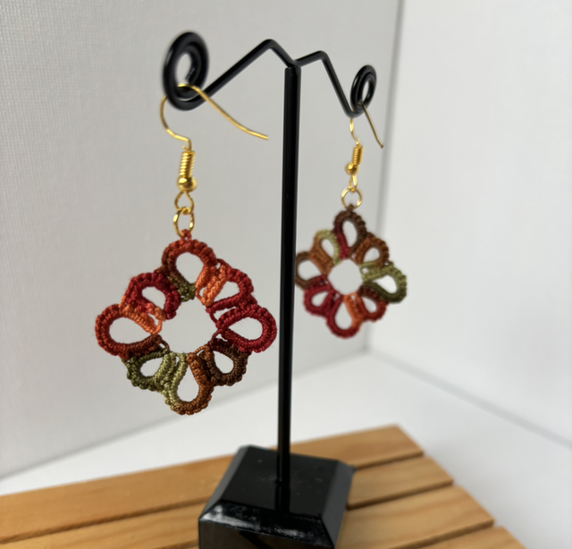 Topsy’s petal earrings 