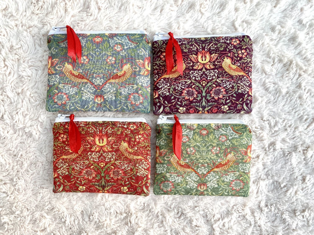 William Morris &quot;Strawberry Thief&quot; Coin and Card Purse