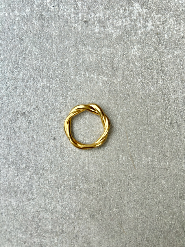 Small Twist Ring Gold Vermeil