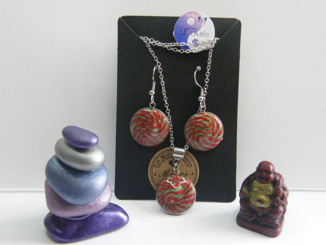 Cabochon Escargot Rouge/Vert/Gris pailleté