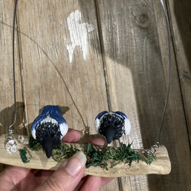 2 Magpies on a branch hanger
