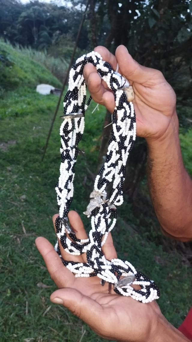 Guia Malandro Miguel 1,3,5 e 7 fios ( Preta e Branco )