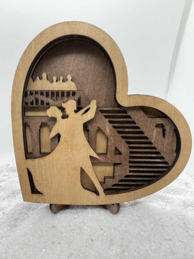 Coeur couple 3d 4 couches avec couple dansant Valse de Vienne