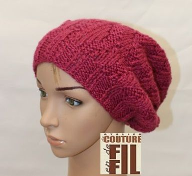 Bonnet fuchsia très souple  