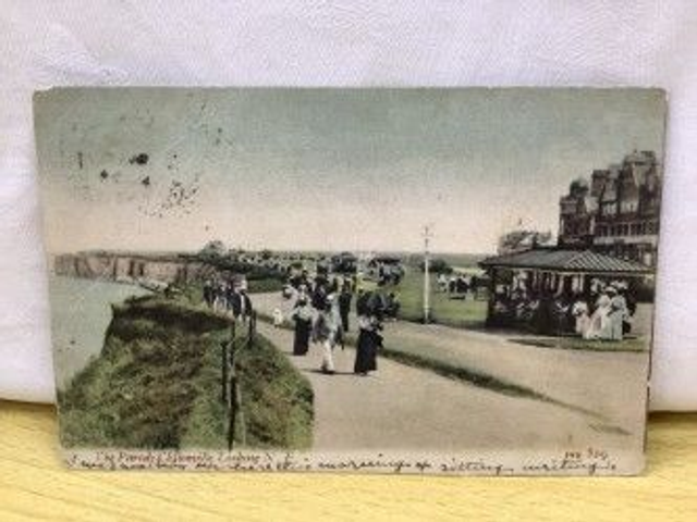 The Parade, Cliftonville, Looking North East, Posted 1906 J Welch &amp; Sons Ltd postcard. Our Ref no. R196 £2.50