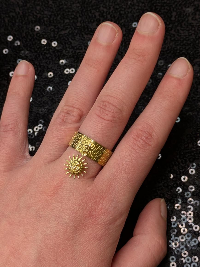 Bague breloque soleil 