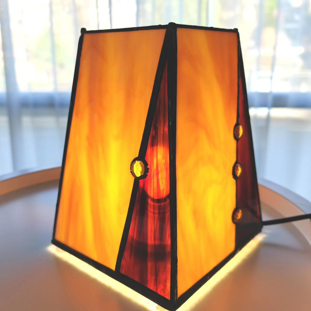 Lampe vitrail ambre
