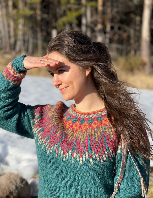 Hopi Sweater Kit - Col 22 (Petrol Green Vidde) - Wool &amp; Pattern - Linka Neumann