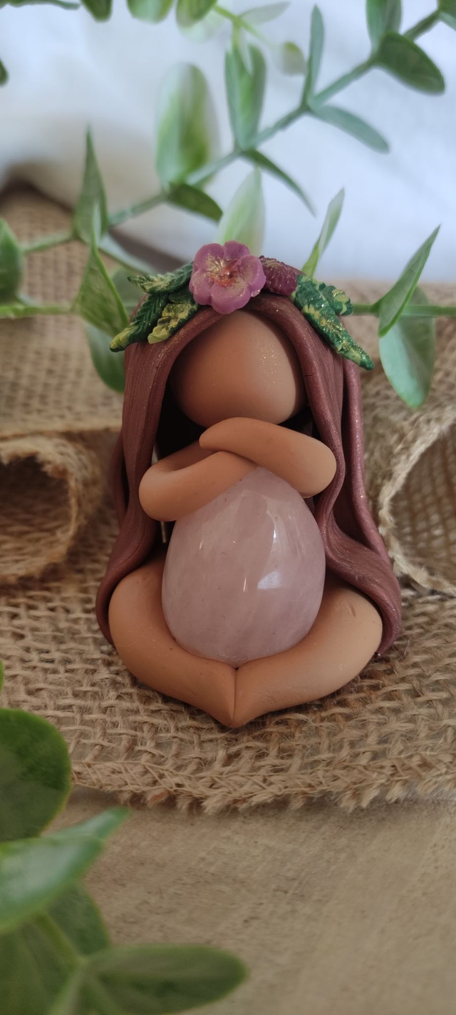 🌷 Gardienne du Cœur Sacré – Quartz Rose &amp; Couronne Florale 🌿