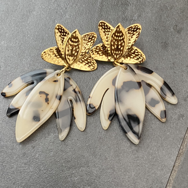 Boucle d’oreille Artemis 