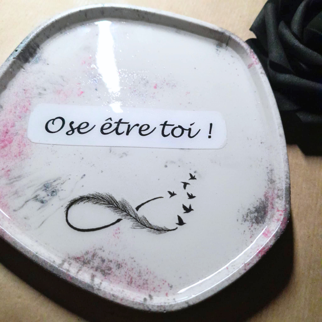 LIBERTE D'ETRE - Vide-poche - Éco-résine - Message inspirant