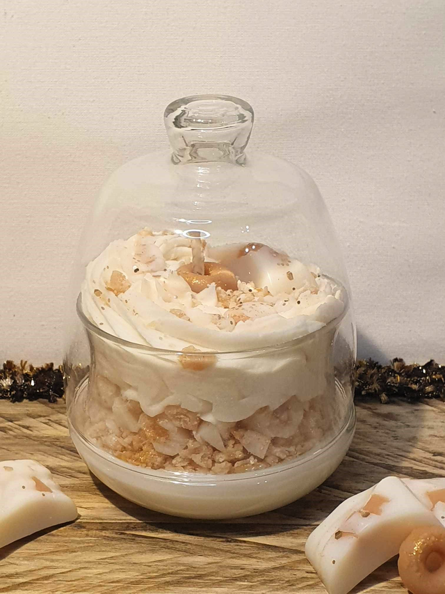 Bougie gourmande ( Nougat blanc )🍬