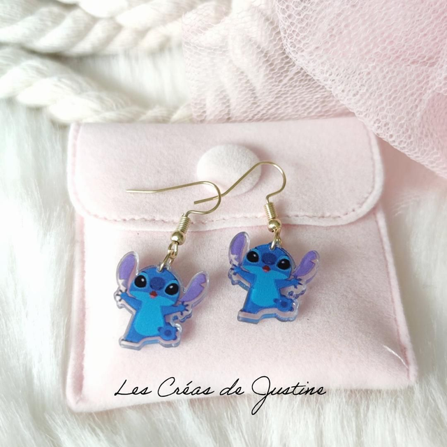 Boucles d&#039;oreilles Stitch 