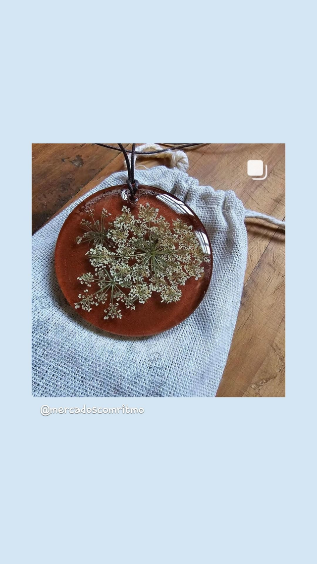 Medalhão Cenoura Selvagem 