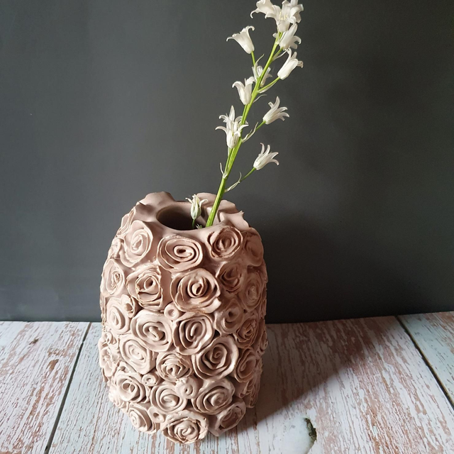 Handmade unique flower vase - Blushing Pink Roses
