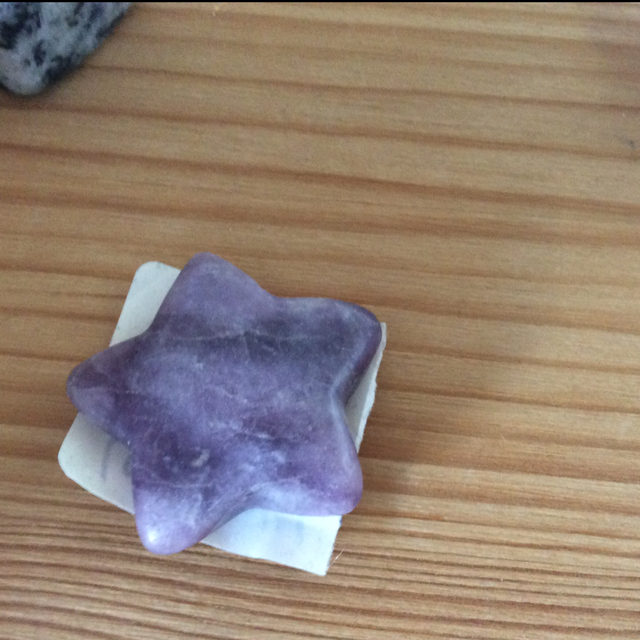 ESTRELA DE LEPIDOLITE