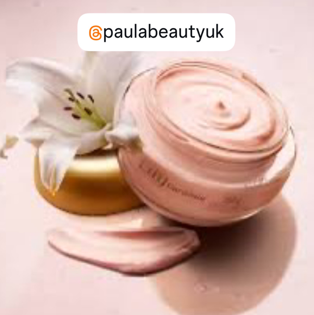 Creme acetinado hidratante corporal Lily Gardenia 250g 63304