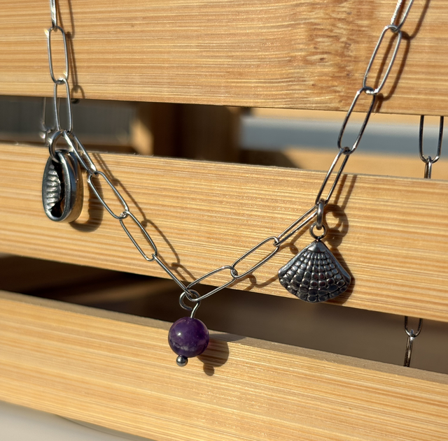 Bracelet en acier inoxydable, améthyste, cauri &amp; coquillage