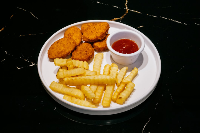 3 course meal - Chicken nuggets 