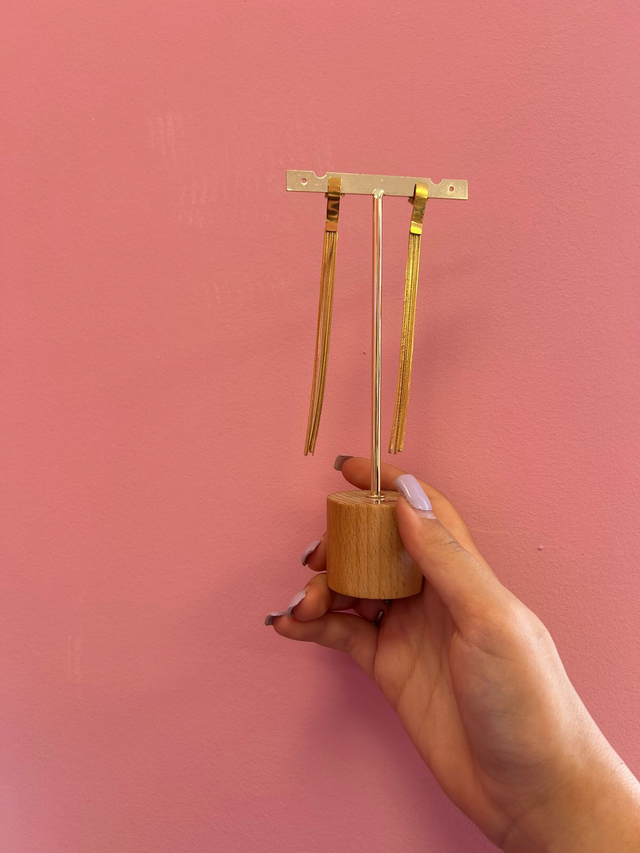 Orecchini pendenti in acciaio dorato