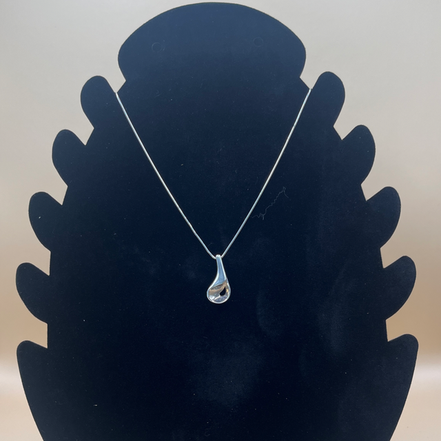 Silver Drop Pendant 