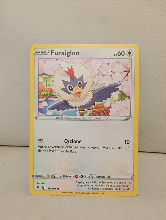 Carte pokémon Furaiglon 