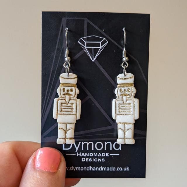 Christmas - nutcracker dangle earrings
