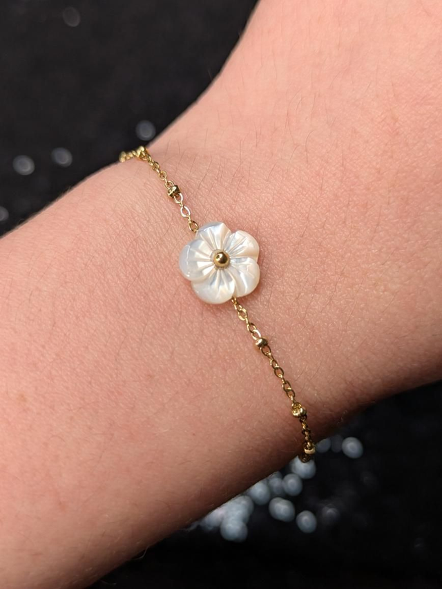 Bracelet nacre fleur 