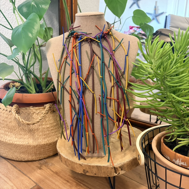 Collar Cascada Arco Iris 