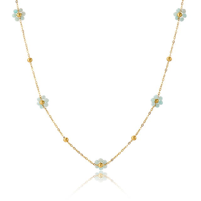 Collier perle de fleurs