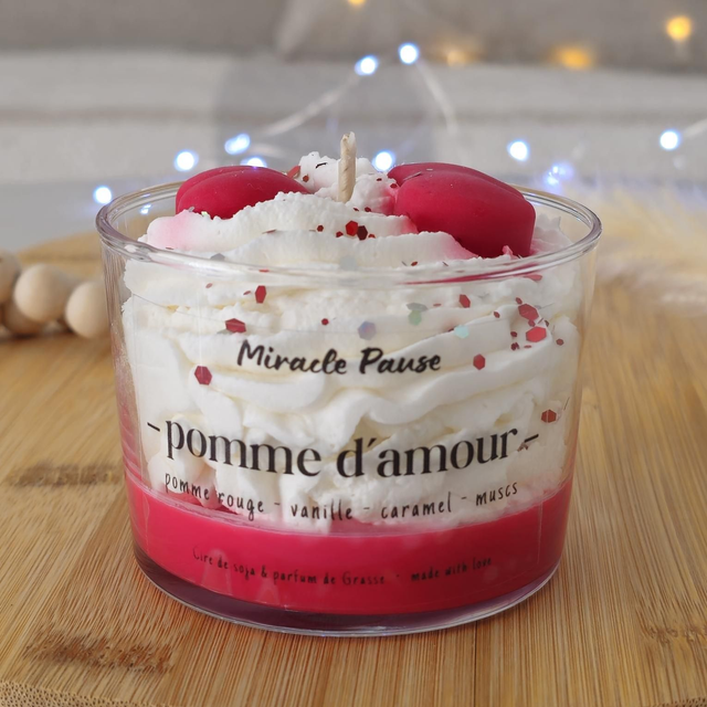Bougie gourmande POMME D&#039;AMOUR 