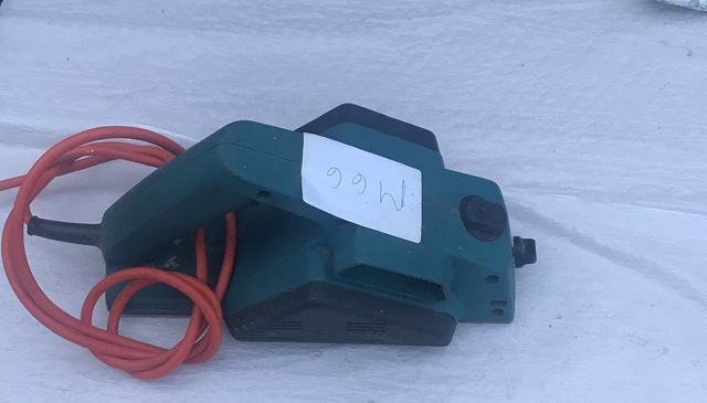 Sold - Black &amp; Decker Electric Wood Planer - 220V - M66