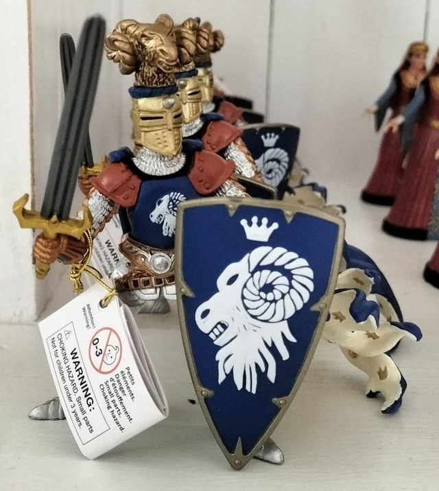 Maître des armes cimier belier