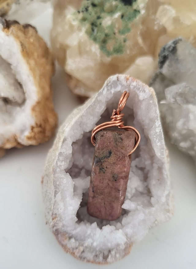 Rhodonite pendant - small 
