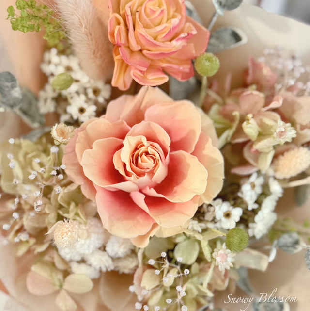 Small Preserved Flowers Bouquet (Peach)