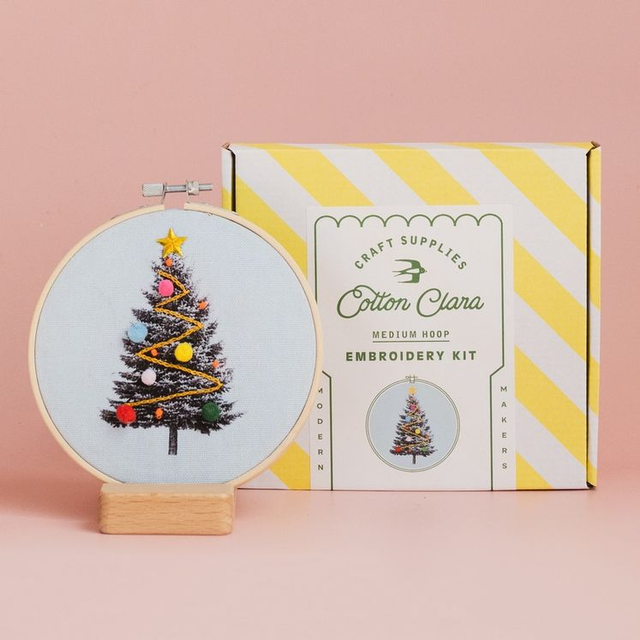 Christmas embroidery kit (Cotten Clara)