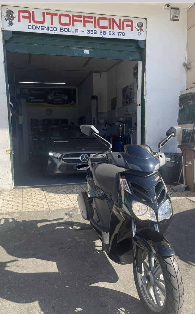 Noleggio Giornaliero Aprilia Sportcity 200cc