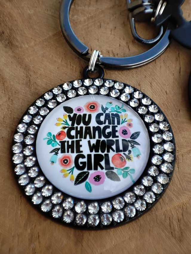 Porte clés 'Girl change the World'