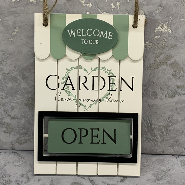 Open / closed mdf garden sign 