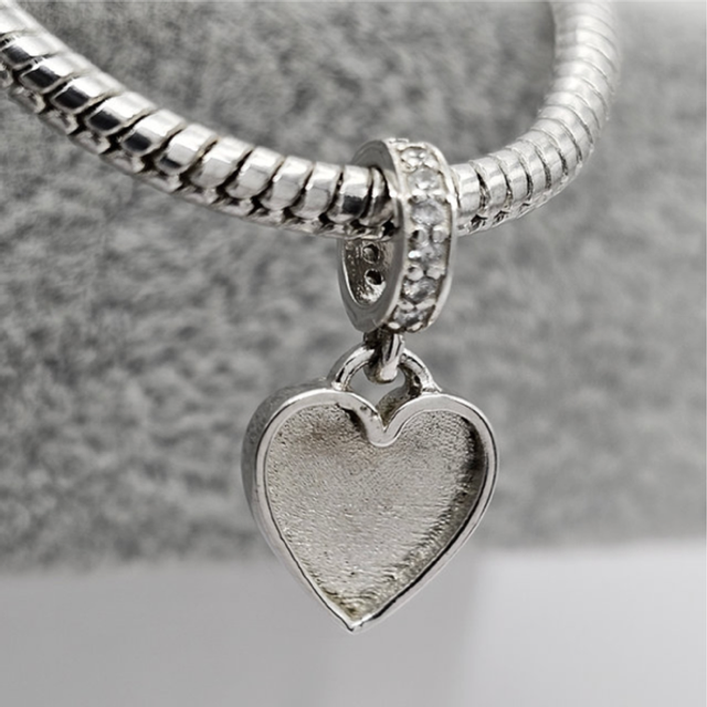 Dangle heart charm