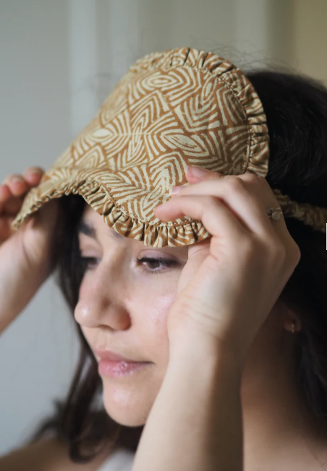 MeanWhile eye mask (antique gold) 