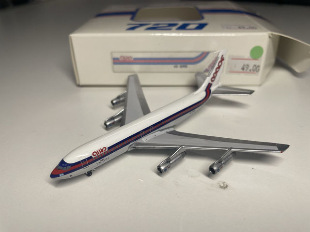 Boeing 720 MAOF 4X-BMB