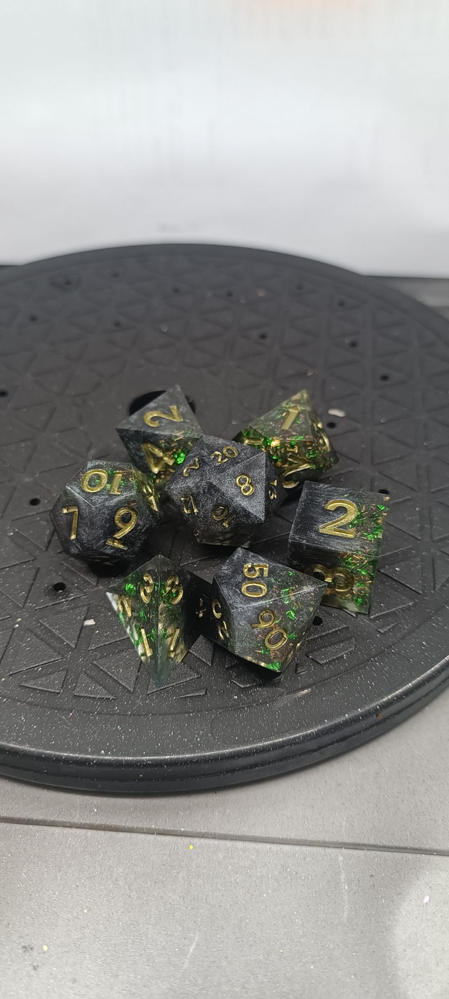 "Golden Green" Dice Set