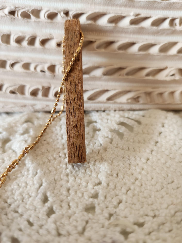 Collier pendentif rectangle bois