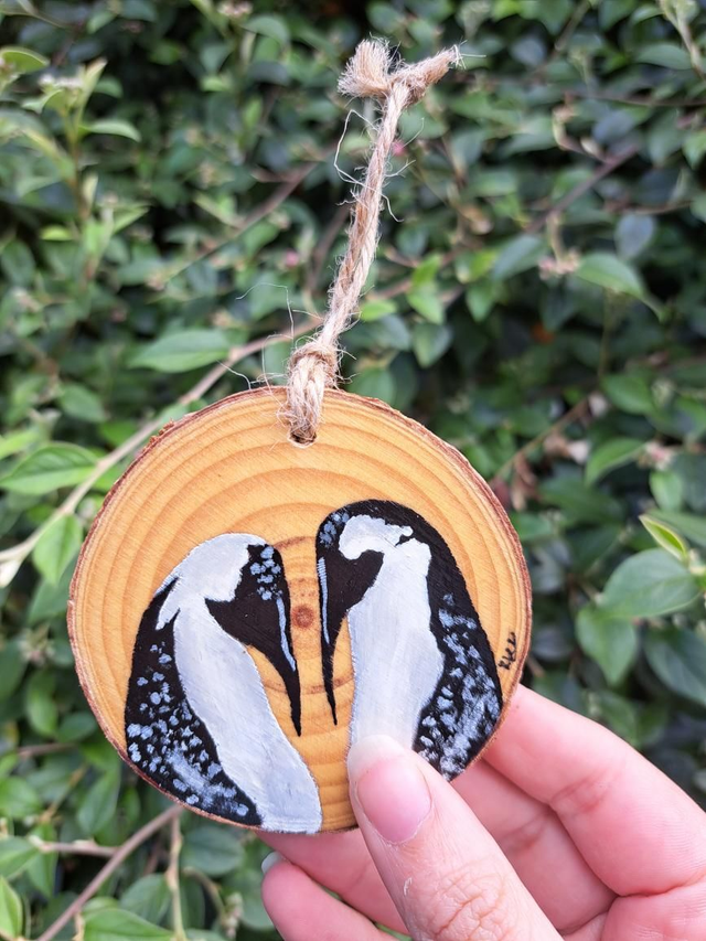 Handpainted Adult Penguin Woodslice